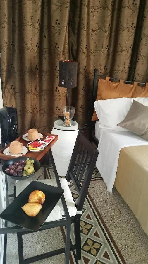 B&B Cavallerizza 14 Naples